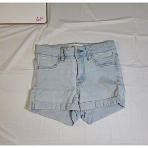 Womens Pacsun juniors super stretch shortie denim shorts. Size 25 which is 0